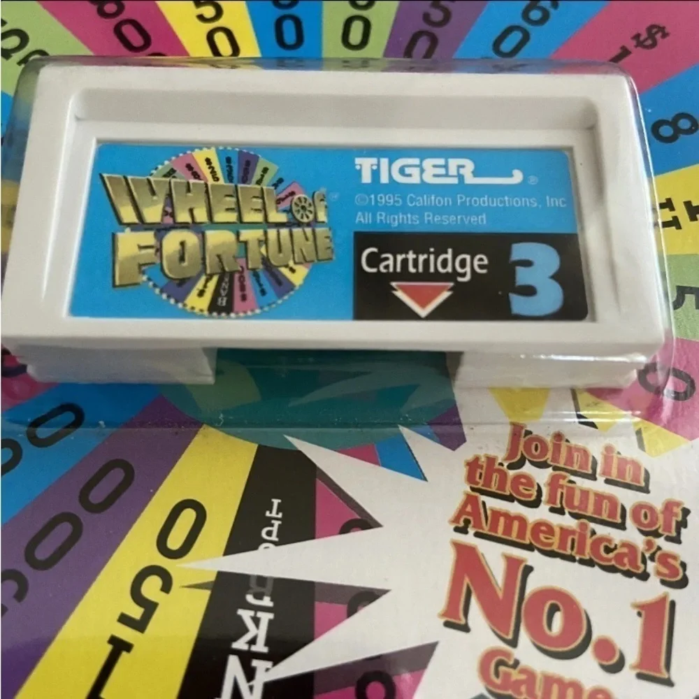 Tiger Electronics LCD 1995 Wheel of Fortune Game Vintage NIP